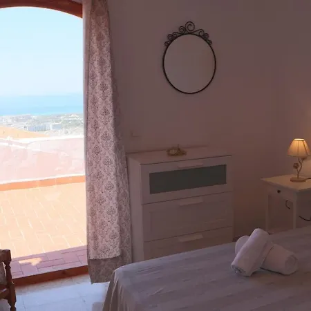 Mandarinos, *