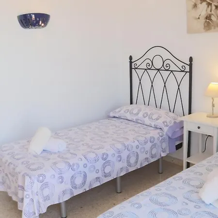 Mandarinos, * Nerja